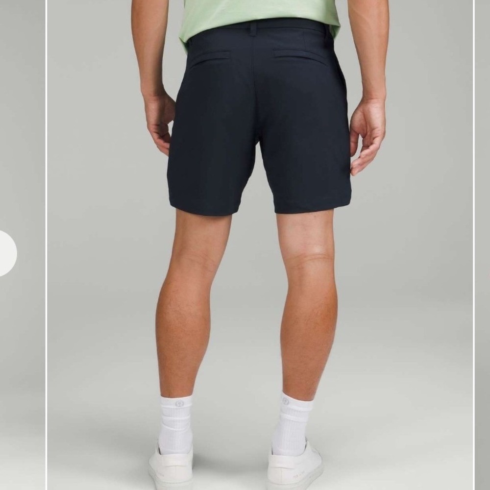 Lululemon commission classic fit shorts 7" navy mens size 34